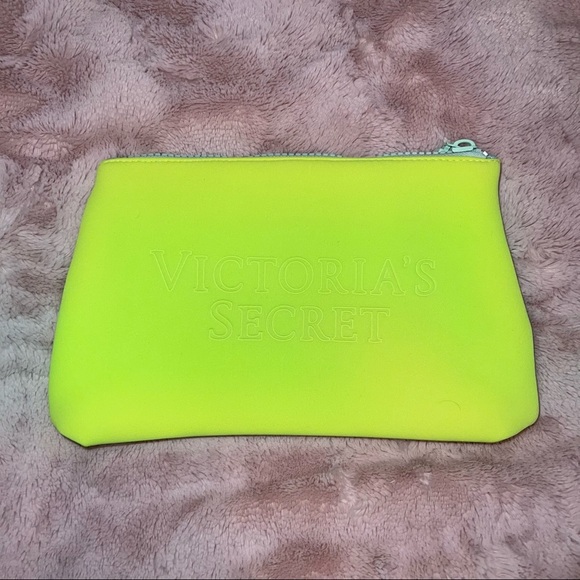 Victoria’s Secret Beach Bag - neon yellow - NWOT - Picture 2 of 10